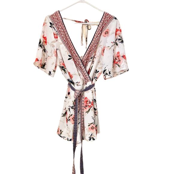 Three Pink Hearts Women's Romper One Piece White Size L Floral Kimono - Picture 1 of 7
